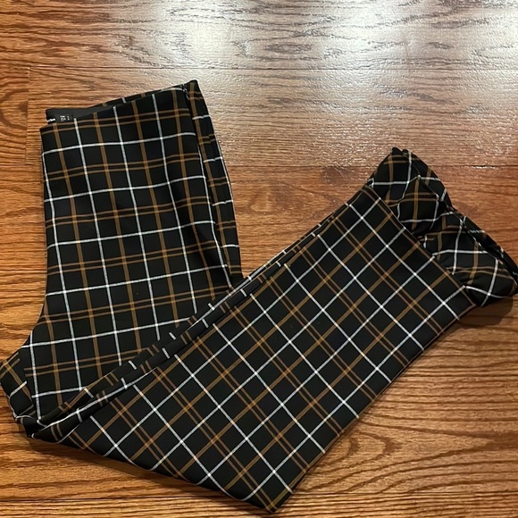 ZARA Trafaluc Collection women’s plaid ruffled hem cropped stretch pants zip LRG - Picture 13 of 13